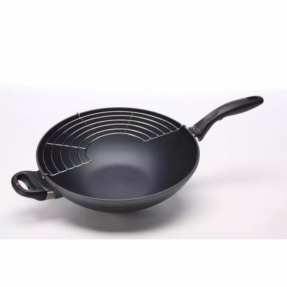 Swiss Diamond 4.9 Qt. Nonstick Wok with Lid and 11.8 in. Tempura Rack