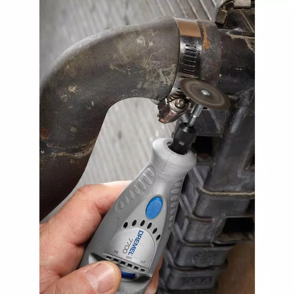 Dremel 7700 Series 7.2V NiCad Dual Speed Cordless Multi-Pro Rotary Tool Kit with 15 Accessories