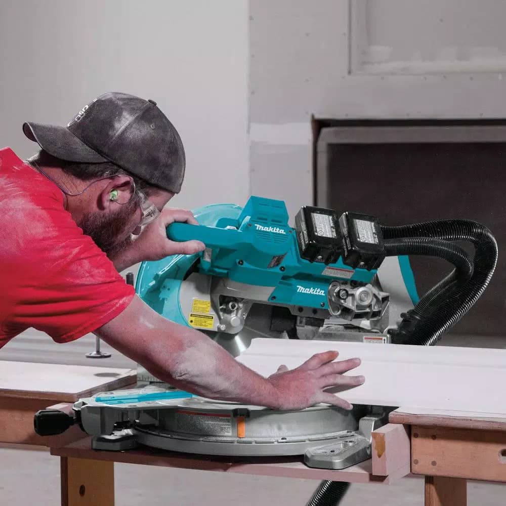 Makita 18V X2 LXT 10 in. Brushless Dual-Bevel Sliding Compound Miter Saw Kit with 4 5.0 Ah Batteries & Charger
