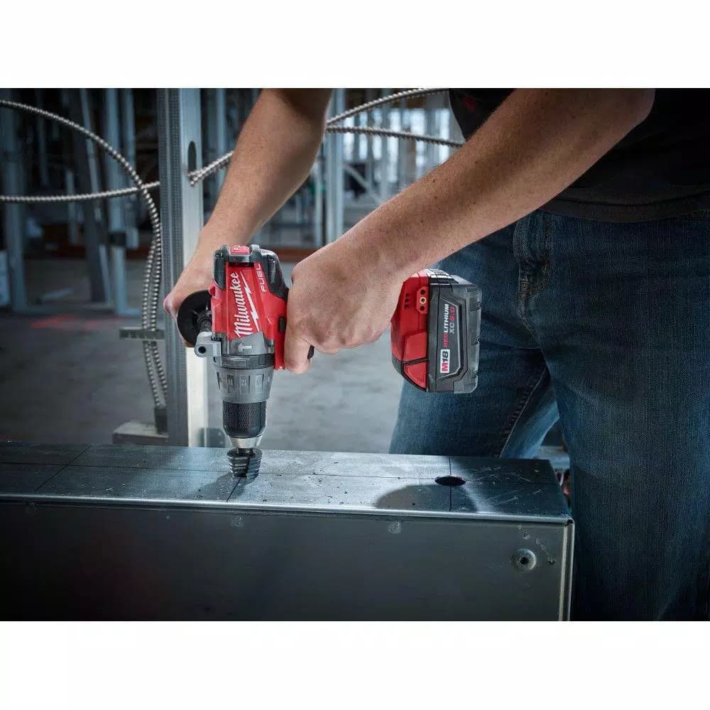 Milwaukee M18 FUEL 1/2 in. Brushless Cordless Hammer Drill/Driver Kit w/ (2) 5.0 Ah Batteries & Charger