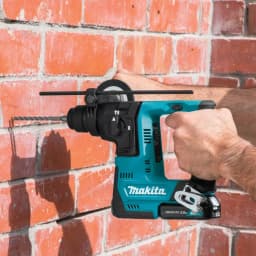 Makita 12V max CXT Cordless 9/16 in. SDS-PLUS Rotary Hammer Kit (2.0Ah) thumbnail 10