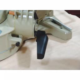 Makita 12 in. 15 Amp Corded Single-Bevel Compound Miter Saw with 40T Carbide Blade thumbnail 11