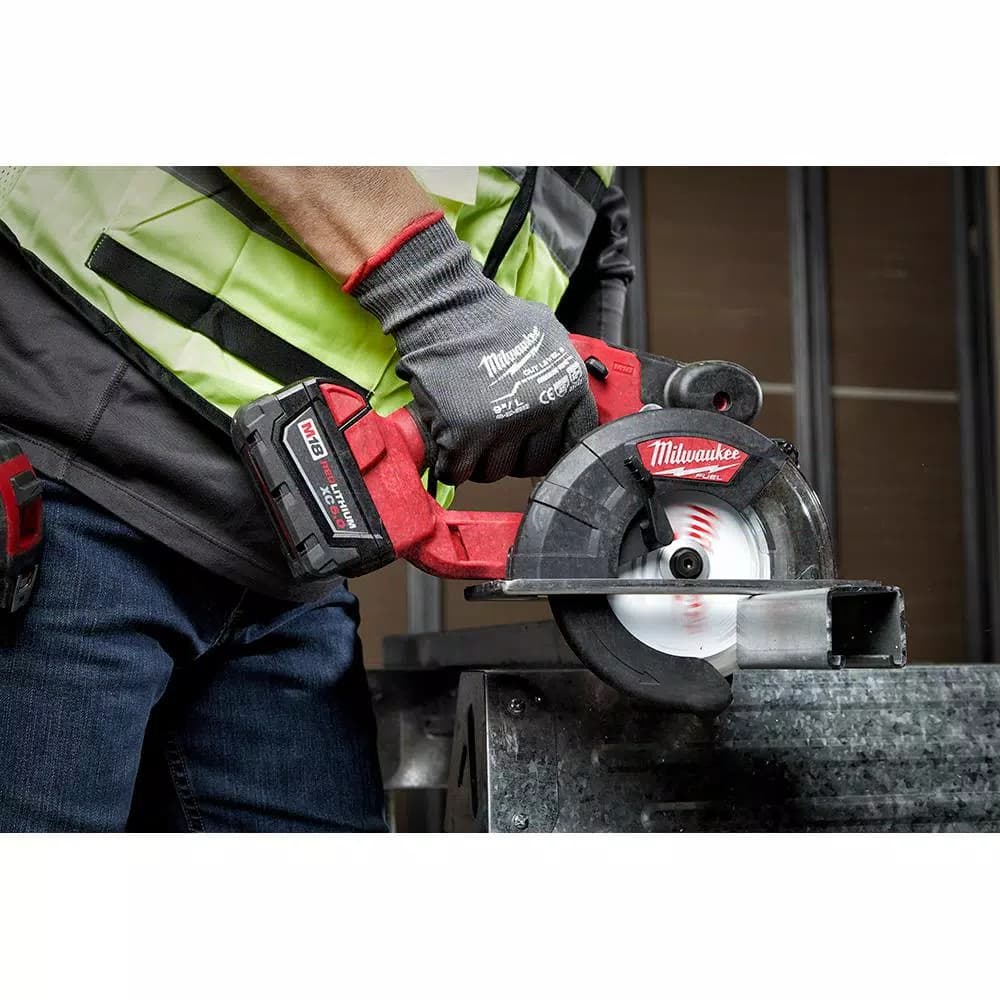 Milwaukee 5-3/8 in. 50T Carbide Aluminum and Metal Cutting Circular Saw Blade