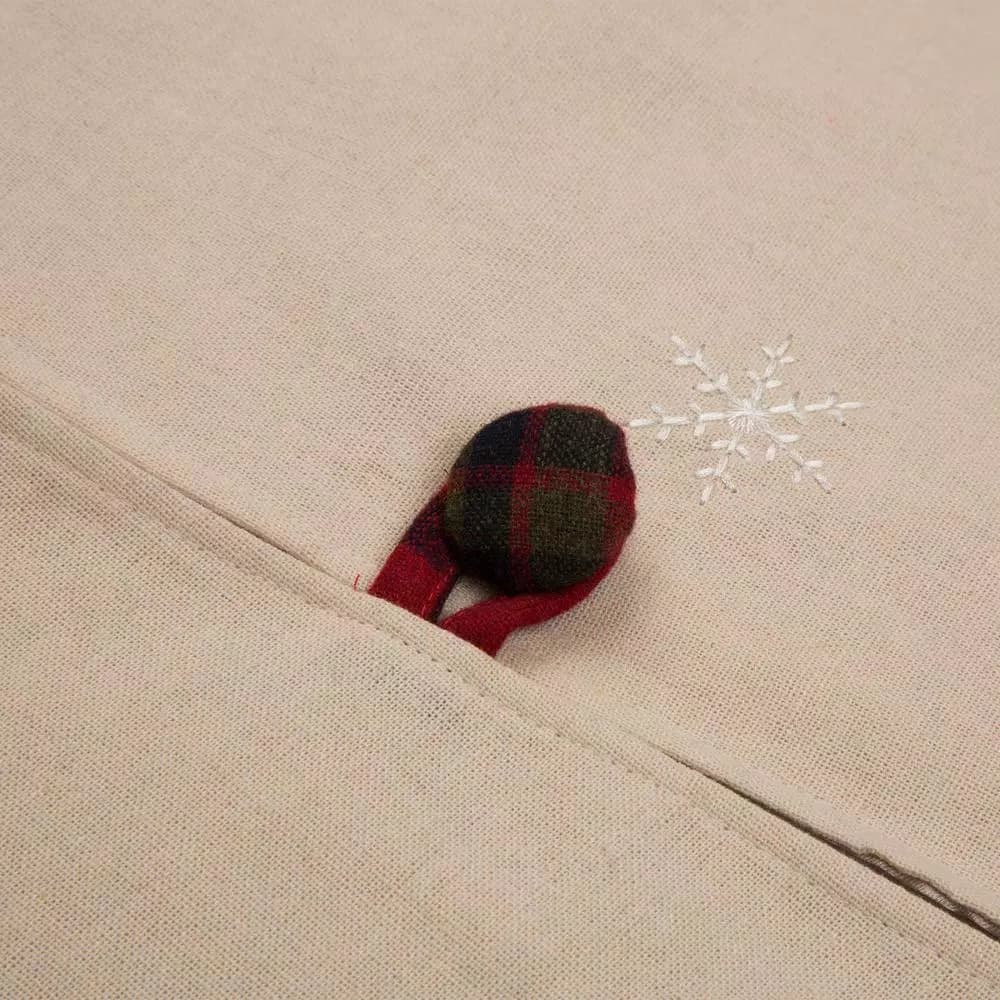 Glitzhome 48 in. Dachshund Embroidered Fabric Christmas Tree Skirt with Red Plaid Edge