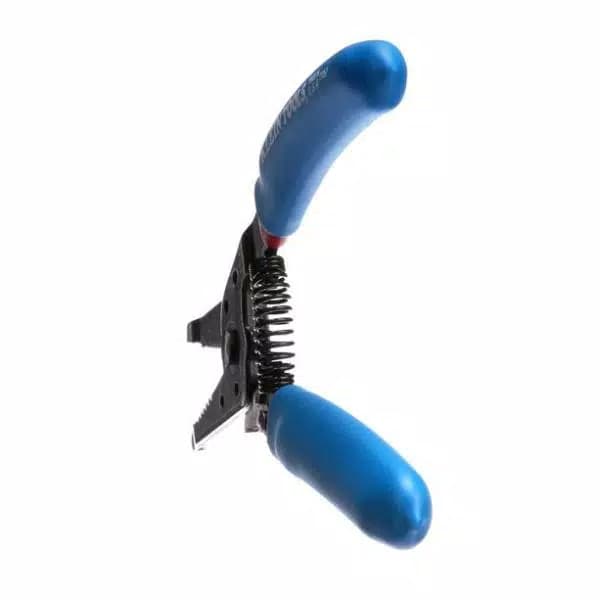 Klein Tools Klein-Kurve 7-1/8 in. Wire Stripper and Cutter for 20-30 AWG Solid & 22-32 AWG Stranded Wire
