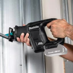 Makita 18V LXT Sub-Compact Brushless Cordless Reciprocating Saw (Tool-Only) thumbnail 4