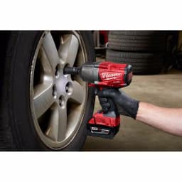 Milwaukee M18 FUEL ONE-KEY 1/2 in. High Torque Impact Wrench Kit with (2) 5.0 Ah Batteries thumbnail 9
