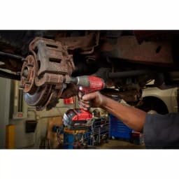 Milwaukee M18 FUEL ONE-KEY 1/2 in. Compact Impact Wrench Kit w/ (2) 5.0 Ah Batteries & Charger thumbnail 9