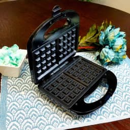 Better Chef Black Belgian Waffle Maker, 750W Non-Stick Waffle Iron thumbnail 4