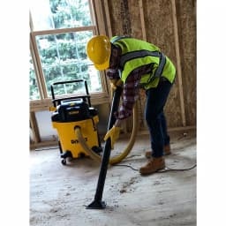 DEWALT 16 Gal. 6.5 HP Poly Wet/Dry Vacuum with 3 Bags and Cartridge Filter thumbnail 7