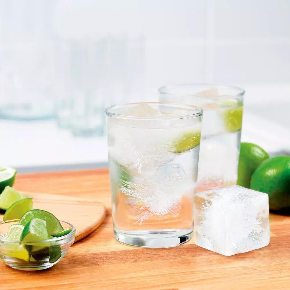 Tovolo Large 2 in. Silicone King Cube Ice Mold Tray with Lid for Whiskey and Cocktails