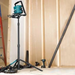 Makita Portable Tripod Light Stand for DML805 18V LXT LED Floodlights thumbnail 7