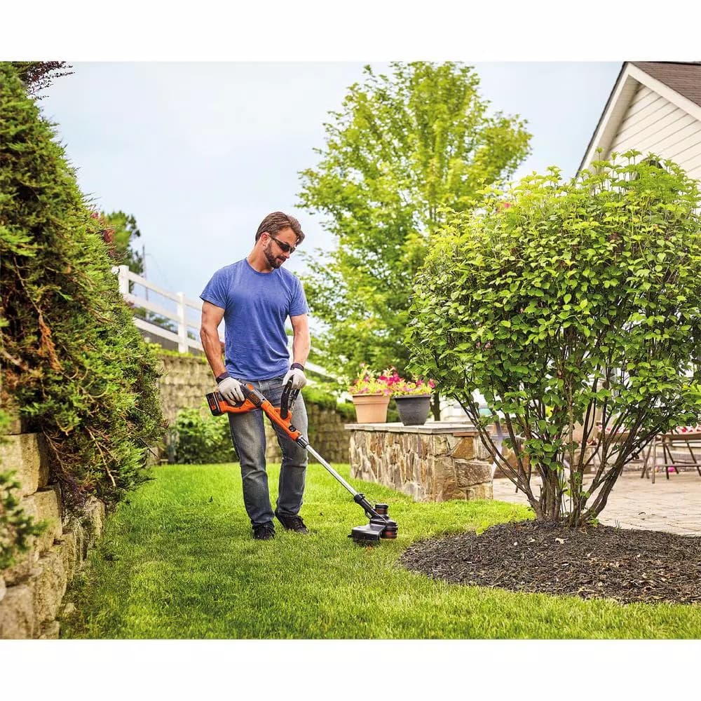 BLACK+DECKER 40V MAX Lithium-Ion Cordless String Trimmer with 1.5 Ah Battery and Charger