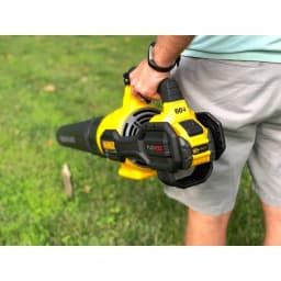 DEWALT 60V MAX FLEXVOLT Brushless Cordless Handheld Axial Blower Kit with 3.0 Ah Battery and Charger thumbnail 6