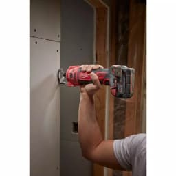 Milwaukee M18 18V Lithium-Ion Cordless Rotary Cut Out Tool Kit with Two 3.0 Ah Batteries, Charger and Bag thumbnail 6