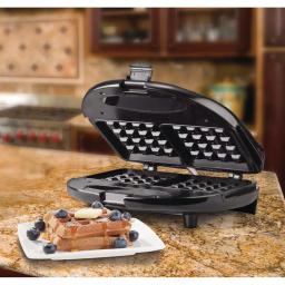 Brentwood Appliances TS-243 750W Dual Nonstick American Waffle Maker, Black thumbnail 7