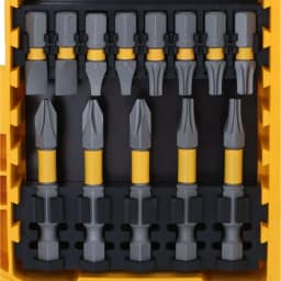 DEWALT MAXFIT 32-Piece Screwdriving Set with 10X Magnetic Screw Lock System thumbnail 6