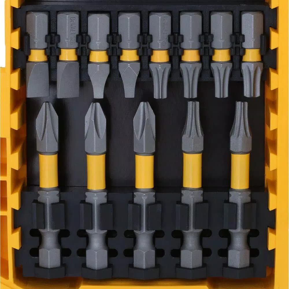 DEWALT MAXFIT 32-Piece Screwdriving Set with 10X Magnetic Screw Lock System