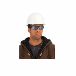 3M White Non-Vented Hard Hat with 4-Point Ratchet Adjustment thumbnail 4