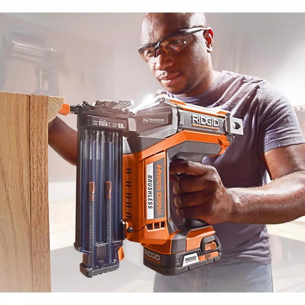 RIDGID 18V Brushless HYPERDRIVE 18-Gauge 2-1/8 in. Cordless Brad Nailer Kit