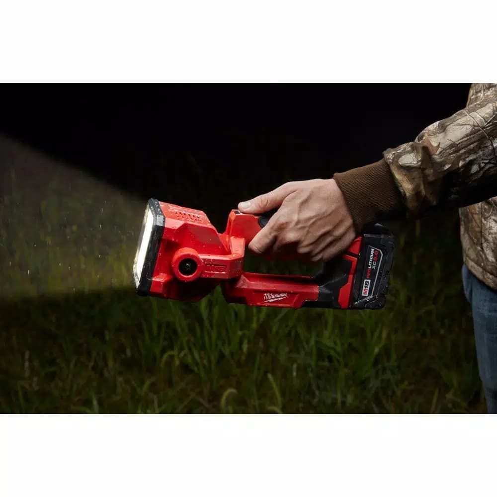 Milwaukee M18 18V Cordless LED Search Light, 1250 Lumens, 730 Yard Beam Distance (Tool-Only)