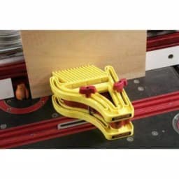 Milescraft Dual/Tandem Feather Board for Routers, Table Saws and Band Saws thumbnail 7