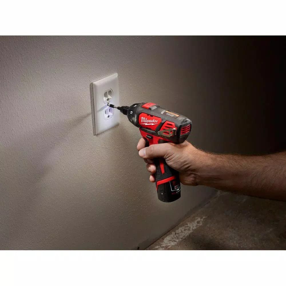 Milwaukee M12 12V Lithium-Ion Cordless 1/4 in. Hex Screwdriver Kit with Two 1.5 Ah Batteries, Charger and Bag