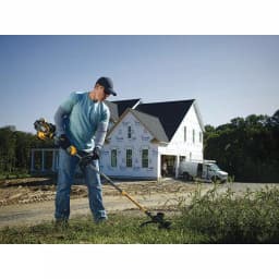 DEWALT 60V MAX FLEXVOLT 15 in. Brushless Cordless String Trimmer (Tool Only) thumbnail 2