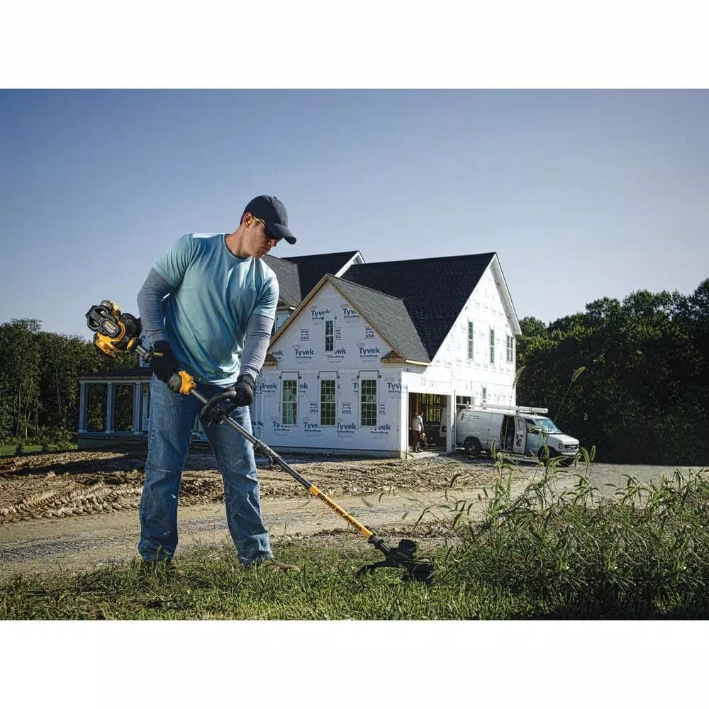 DEWALT 60V MAX FLEXVOLT 15 in. Brushless Cordless String Trimmer (Tool Only)