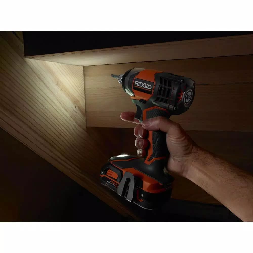 RIDGID 18V Cordless Drill/Driver and Impact Driver Combo Kit with 4 Lithium-Ion Batteries
