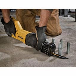 DEWALT DWE305 12 Amp Corded Reciprocating Saw thumbnail 12