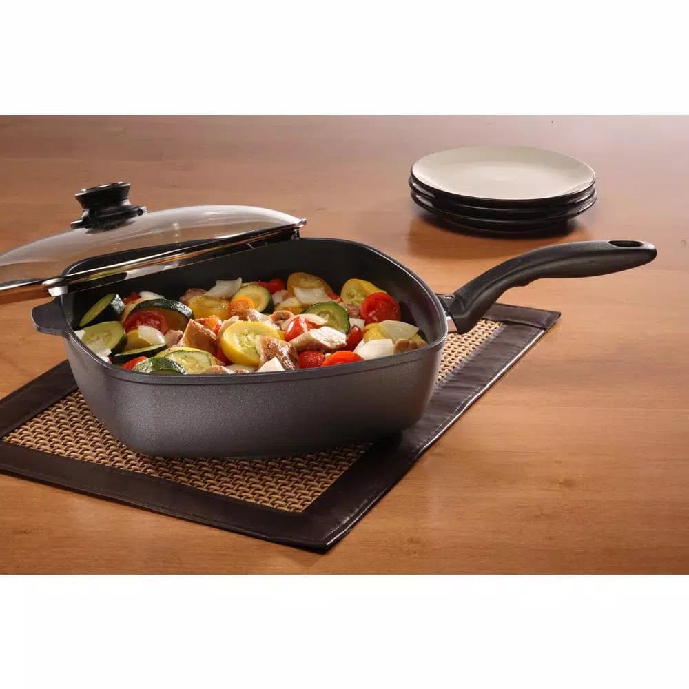Swiss Diamond Classic Series 5 qt. Square Cast Aluminum Nonstick Saute Pan with Glass Lid, Gray