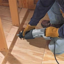 DEWALT DWE304 10-Amp Corded Variable Speed Reciprocating Saw thumbnail 5