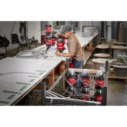 Milwaukee RADIUS 70W LED Temporary Site Light, 7,700 Lumens thumbnail 7