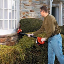 BLACK+DECKER 20V MAX Cordless Pole Hedge Trimmer with 1.5 Ah Battery and Charger thumbnail 10