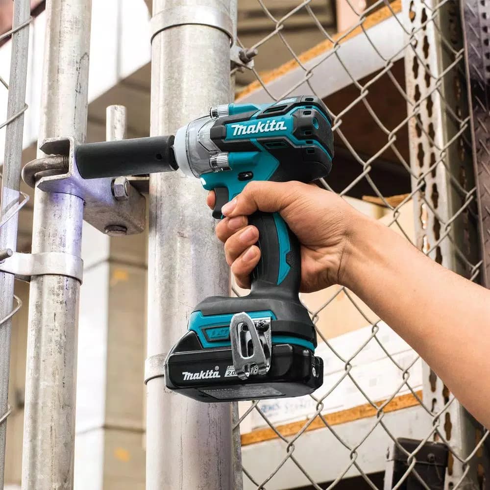 Makita 18V LXT Brushless 1/2 in. 3-Speed Impact Wrench Kit with 2.0 Ah Battery and Charger