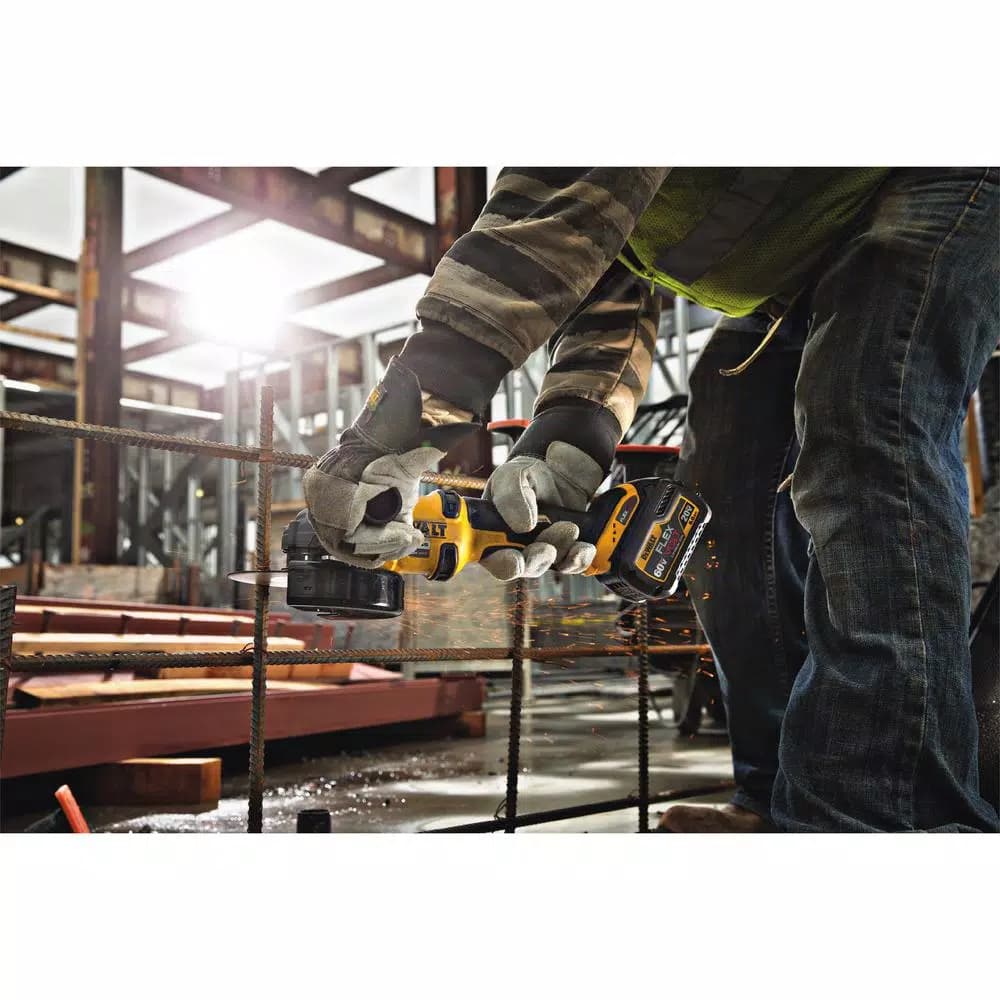 DEWALT FLEXVOLT 60V MAX Brushless 4-1/2 in. to 6 in. Angle Grinder Kit with (3) 6.0Ah Batteries