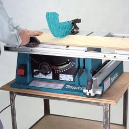 Makita 10 in. 15 Amp Corded Contractor Table Saw with 25 in. Rip Capacity thumbnail 6