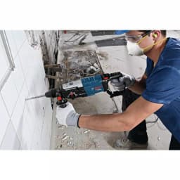 Bosch GBH2-28L Bulldog Xtreme Max 8.5 Amp SDS-Plus Rotary Hammer Drill with Carrying Case thumbnail 8