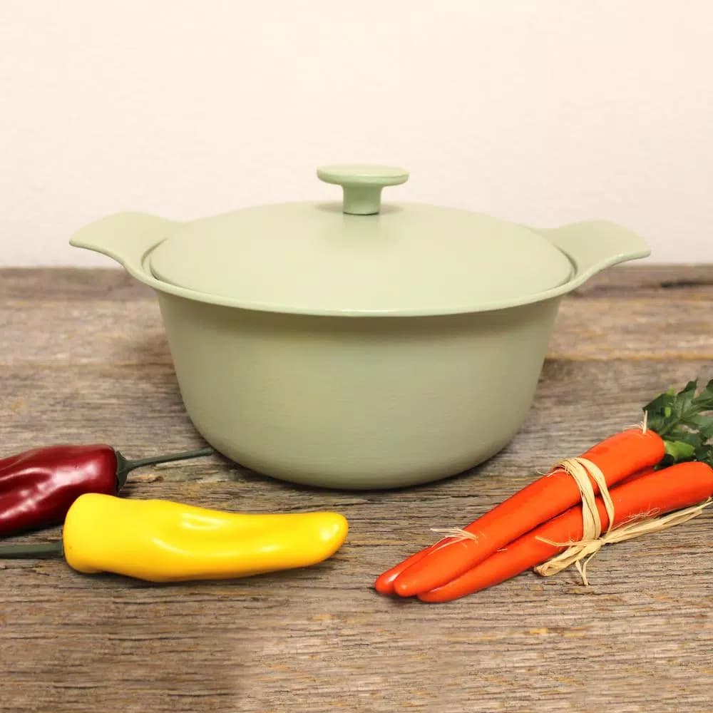 BergHOFF Ron 4.4 Qt. Cast Iron Stock Pot with Lid, Green