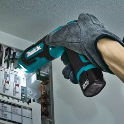 Makita 7.2V Lithium-Ion Cordless 1/4 in. Hex Impact Driver Kit thumbnail 8