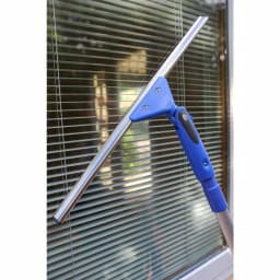 Ettore ProSeries 18 in. Super System Window Squeegee with Ettore Professional Grade Rubber thumbnail 3
