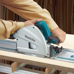 Makita 12 Amp 6-1/2 in. Plunge Circular Saw Bundle with (2) 55 in. Guide Rails and Clamp thumbnail 14