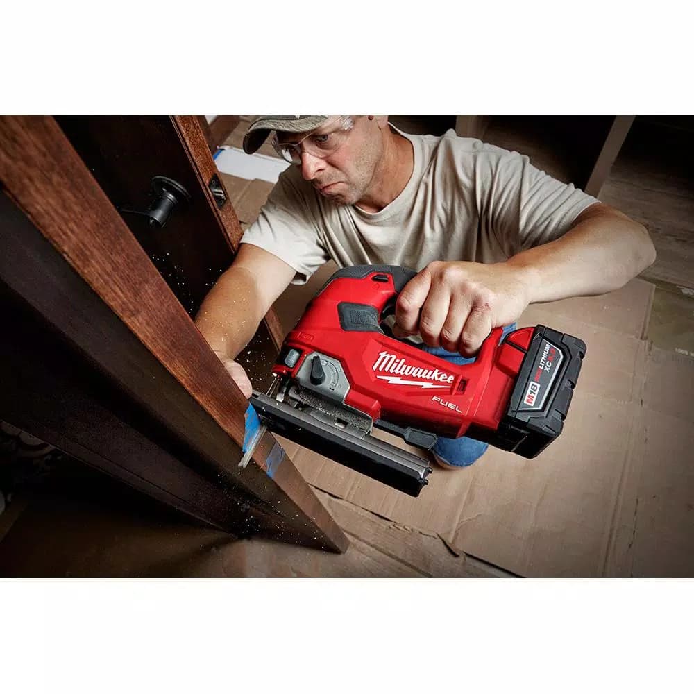 Milwaukee M18 FUEL 12 in. Dual Bevel Sliding Compound Miter Saw & Jigsaw Combo Kit