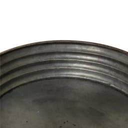 Glitzhome 12 in. Round Farmhouse Galvanized Metal Decorative Tray with Corrugated Edge thumbnail 3