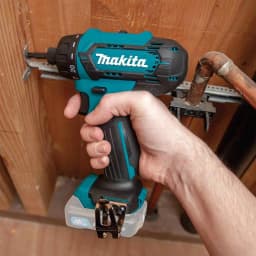 Makita 12V max CXT Lithium-Ion 1/4 in. Hex Cordless Screwdriver (Tool Only) thumbnail 3