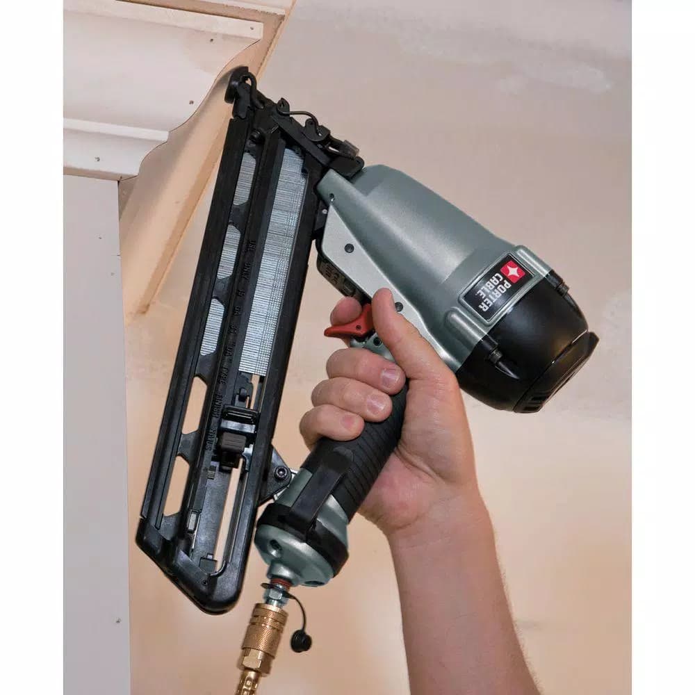 Porter-Cable 15-Gauge 34° Angled Pneumatic Finish Nailer Kit, 1-1/2 in. to 2-1/2 in.