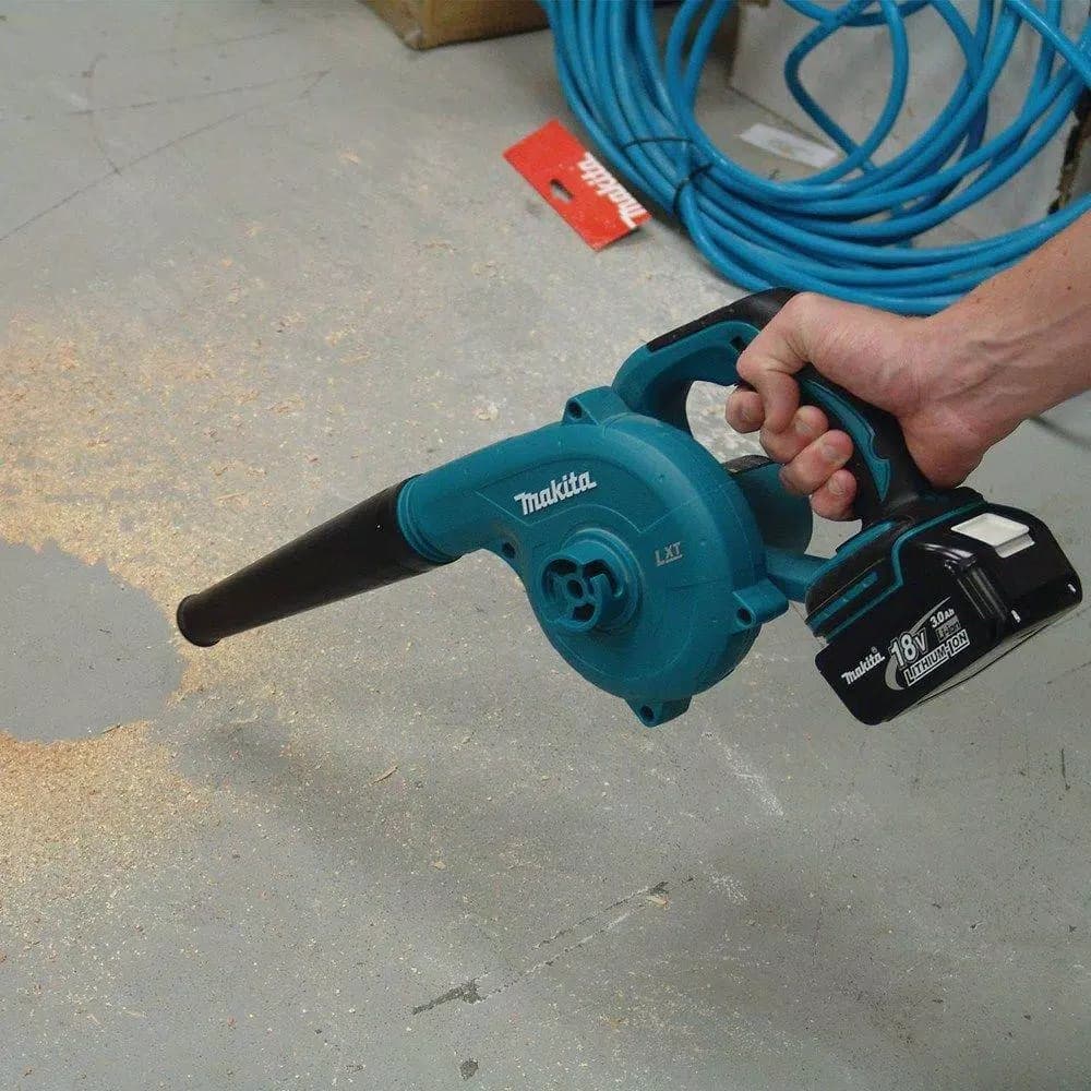 Makita 18V LXT Cordless Handheld Blower, 179 MPH, 91 CFM (Tool Only)