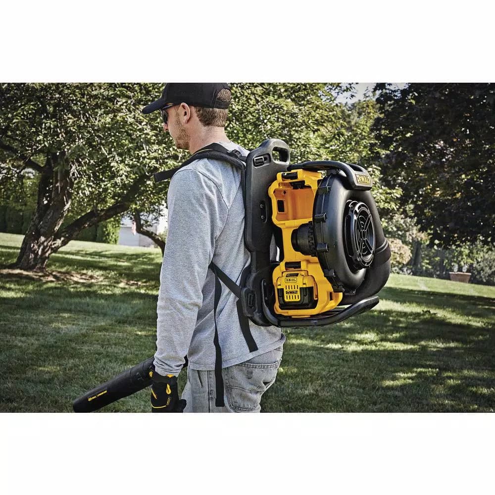 DEWALT 40V MAX Cordless Backpack Blower, 450 CFM, 142 MPH, Includes 7.5 Ah Battery and Charger