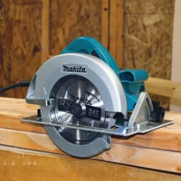 Makita 7-1/4 in. 15 Amp Corded Circular Saw with 24T Carbide Blade and LED Lights thumbnail 9